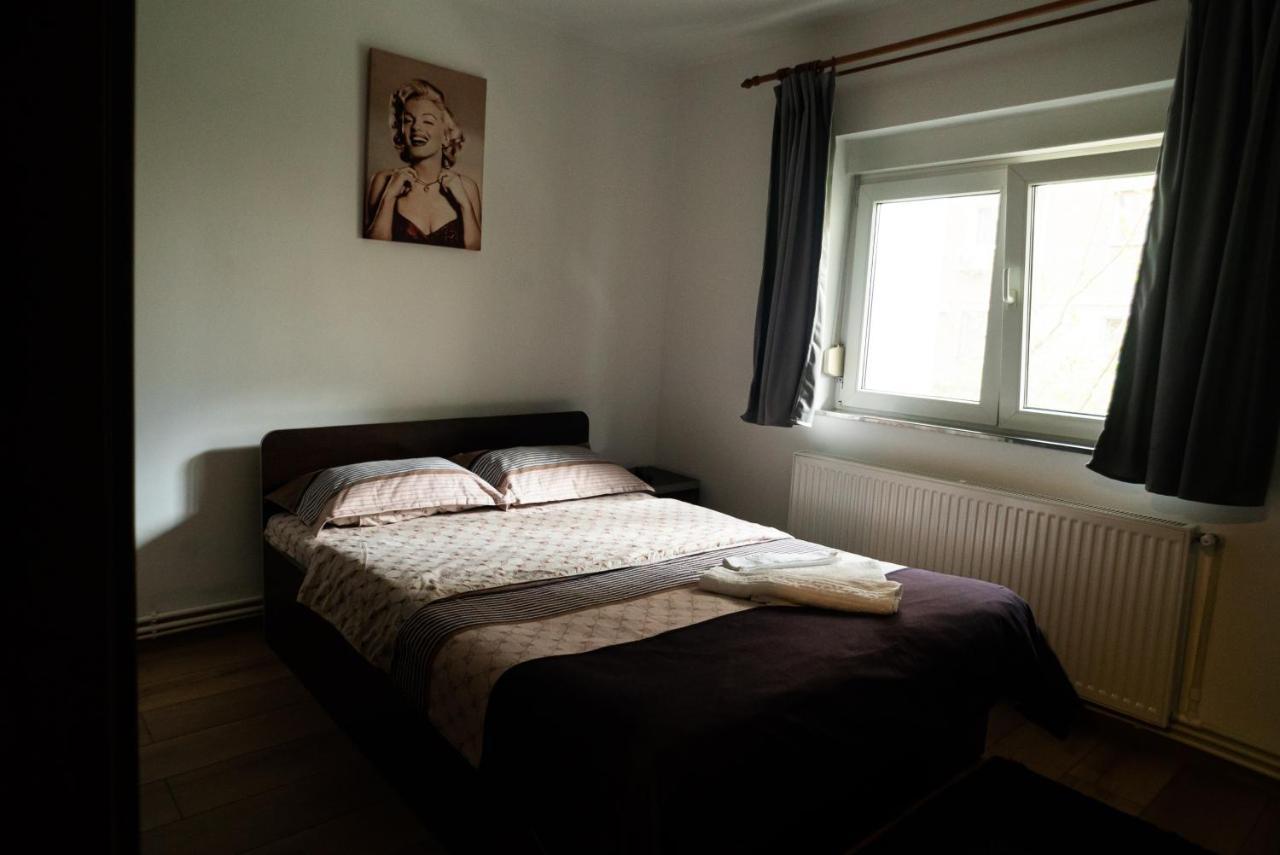 Apartament Dacul Hunedoara Exteriér fotografie
